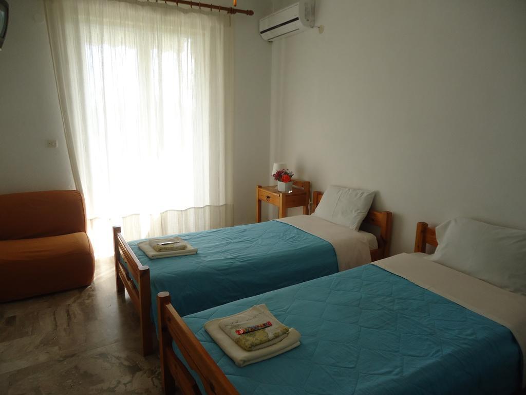 Christina Apartments Drepano  Kamer foto